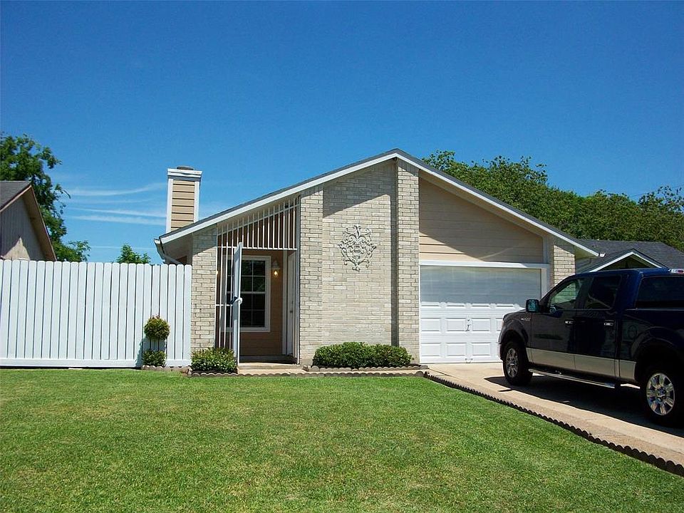 1st image of 17644 Northhagen Dr