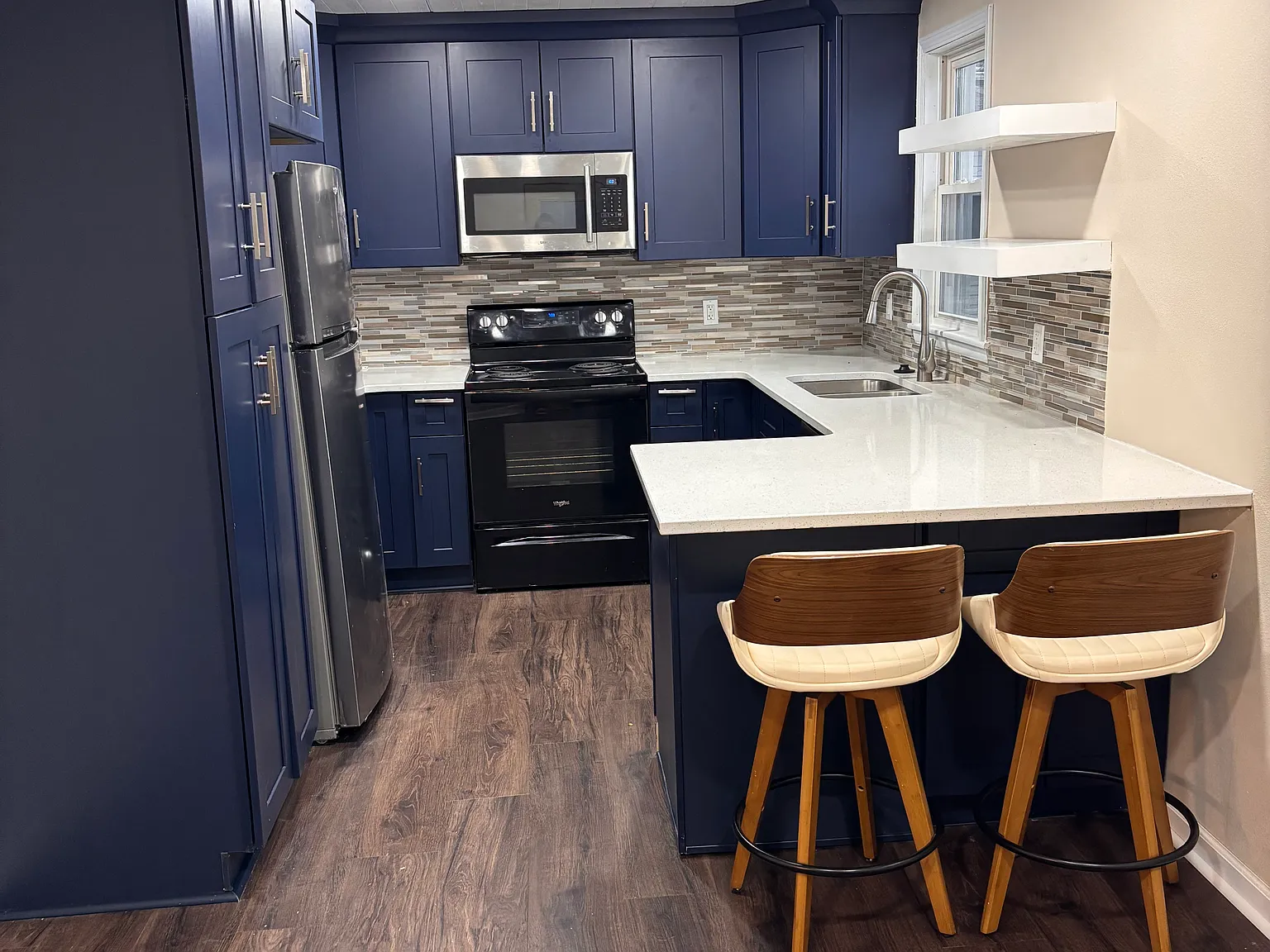 4 bed, $1,550 — Photo 1