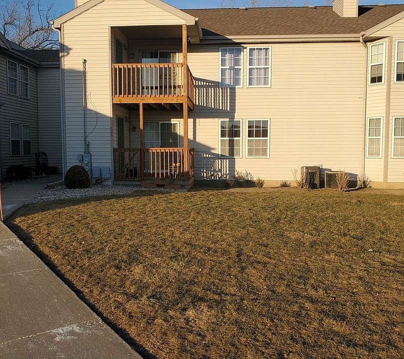 1st image of 803 Huntington Ct #803