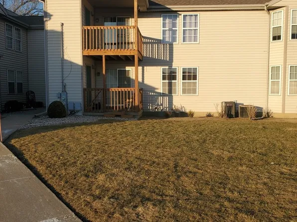 803 Huntington Ct #803, Bourbonnais, IL 60914