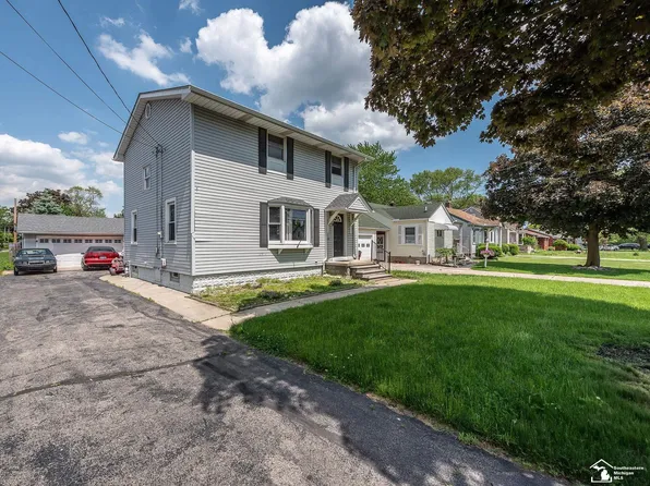 5910 Edgewood Blvd, Monroe, MI 48161