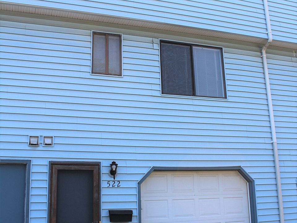 1st image of 522 Blackstone Village #522
