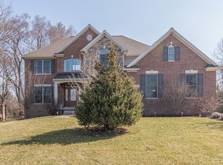 5583 Lohr Lake Dr, Ann Arbor, MI 48108