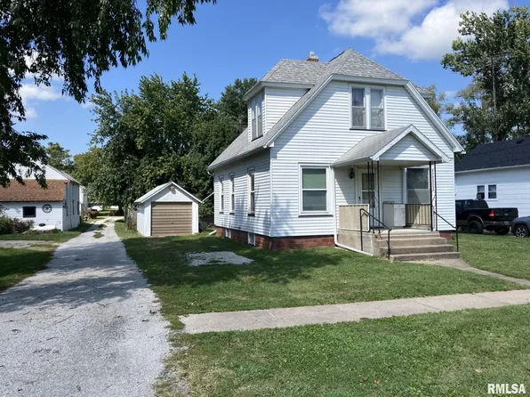 125 E Maple St, Roseville, IL 61473