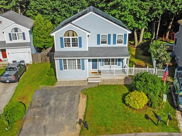 18 Christian Cir, Haverhill, MA 01832