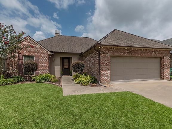 3rd image of 205 Tall Oaks Ln