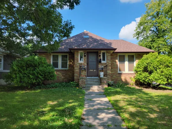4255 Thomas Ave N, Minneapolis, MN 55412