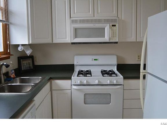 2nd image of 2726 Park Ave #14
