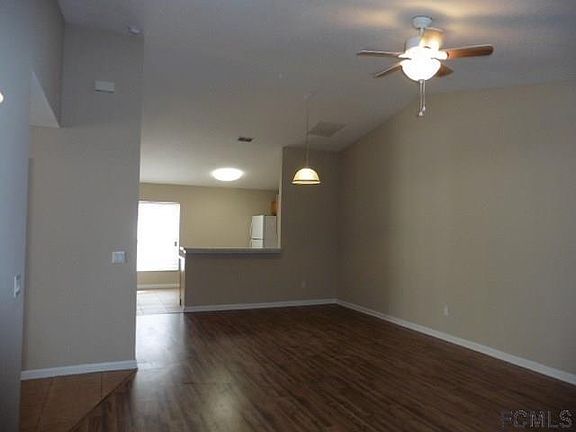 2nd image of 4 Eton Ln