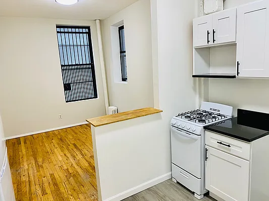 Rented by DeSimone Real Estate | media 1