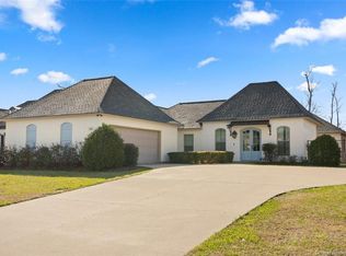 1127 Benvue Ln, Lake Charles, LA 70605