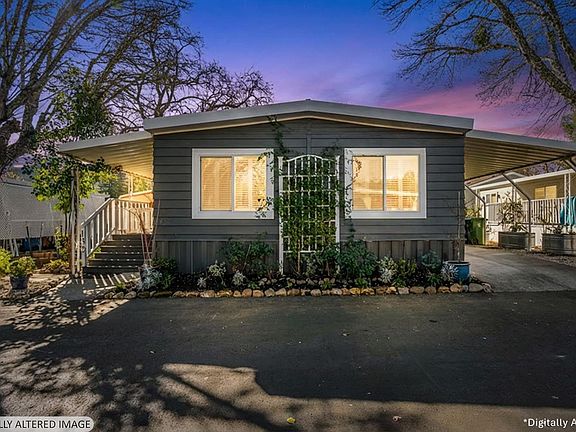 2nd image of 2412 Foothill Blvd  #132 Boulevard #132
