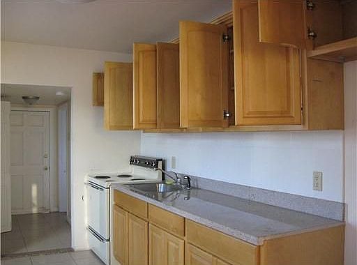 5th image of 6209 Curie St