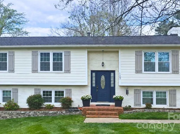 107 Condover Pl, Charlotte, NC 28270