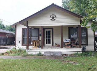 315 W Blair St, Mineola, TX 75773