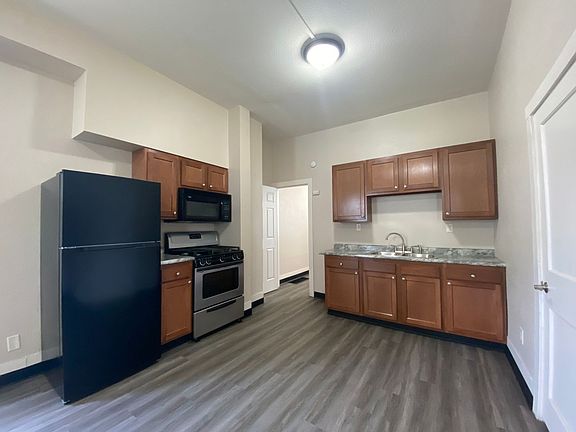 4th image of 1227 1st Ave N #2