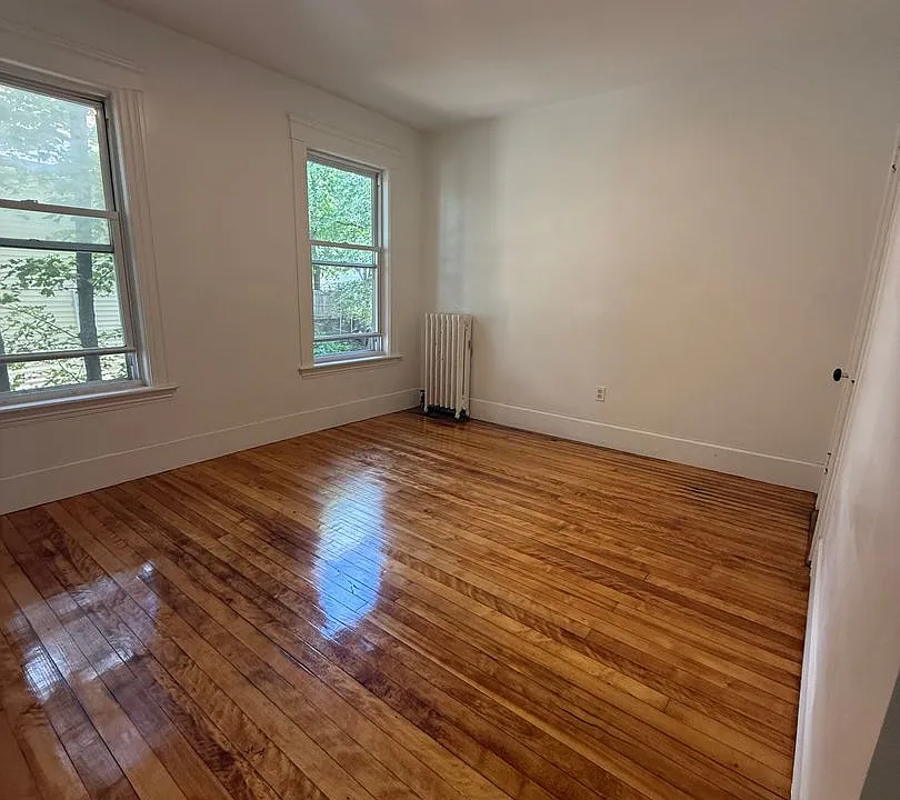 14 Perkins St