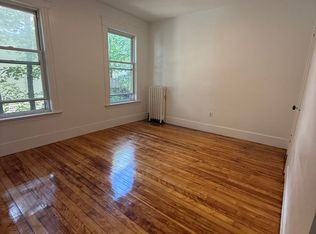 14 Perkins St #3, Worcester, MA 01605