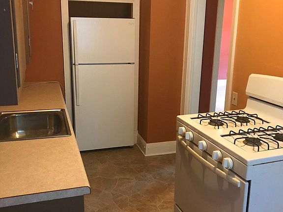 2nd image of 26 Kerwin Matthews Ct APT 4