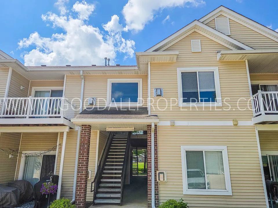 1760 SE La Grant Pkwy #44