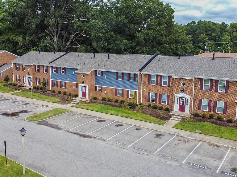 395 Hilltop Dr #395C — Photo 11