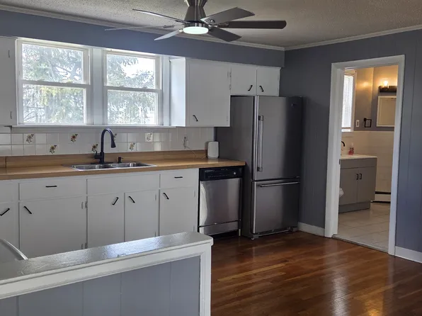 267 Dwelly St #1, Fall River, MA 02724