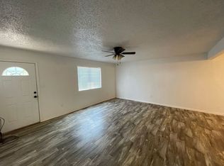 714 Tierra Del Sol APT C, Carlsbad, NM 88220
