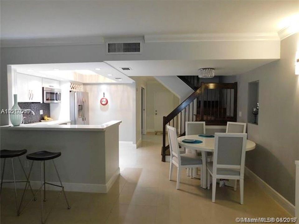 1st image of 20341 NE 30th Ave APT 103