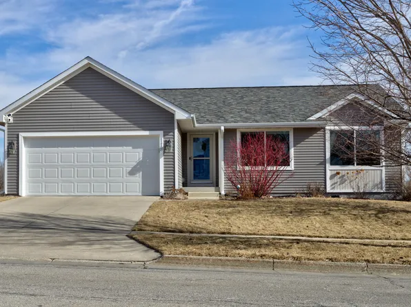 118 Hartford Dr, Ames, IA 50014