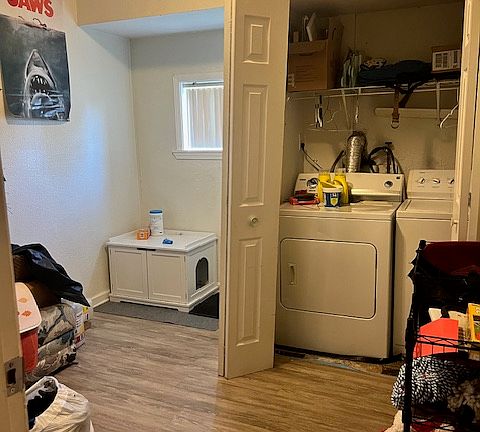 5th image of 201 Highland Ave APT 1