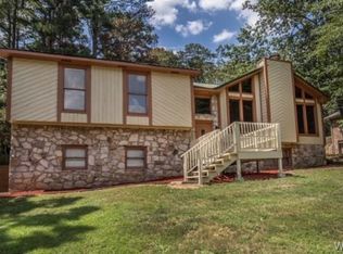 1132 Victoria Dr, Mc Calla, AL 35111