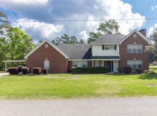108 White Oak Dr, Village Mills, TX 77663