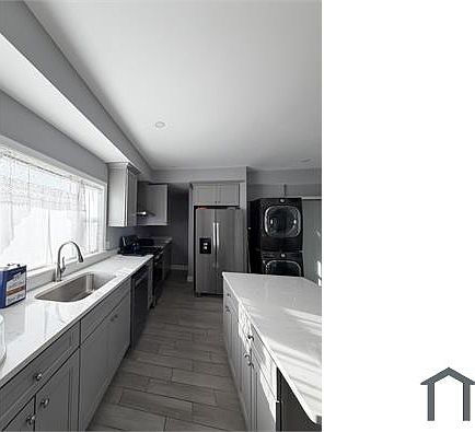 1st image of 1027 Dorchester Ave APT 2