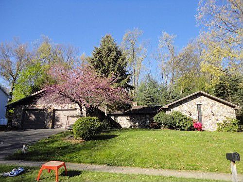 3rd image of 606 Berkshire Dr