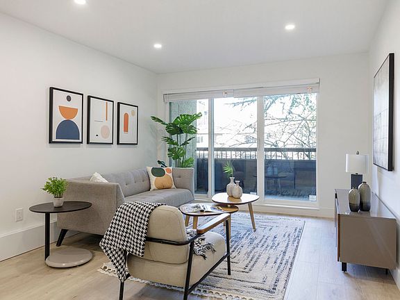 5th image of 1420 E 8th Ave #208