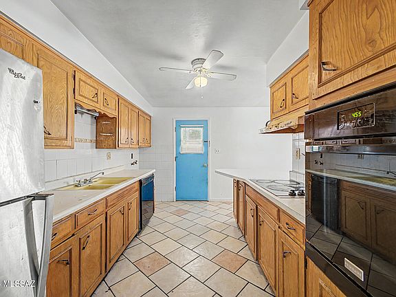 5th image of 4725 E Bermuda St
