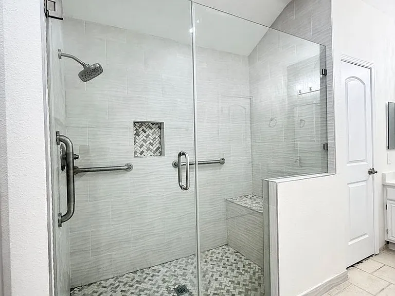 236 Almond Dr — Photo 21
