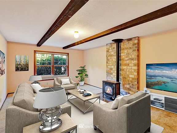 4th image of 21711 SE 35th St