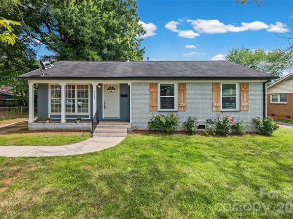 4713 Tanglebriar Dr, Charlotte, NC 28208