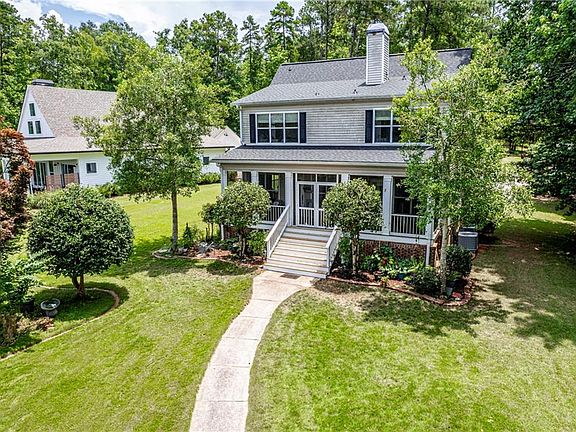 5th image of 2660 Lake Crest Dr