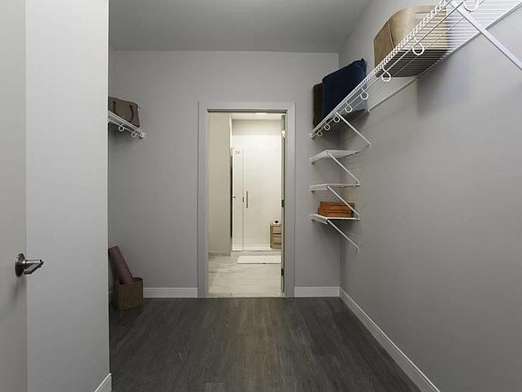 3rd image of 1631 Corprew Ave #2F