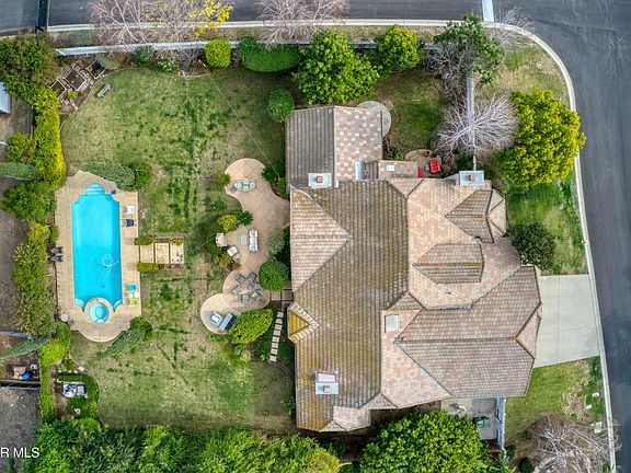 5th image of 805 Paseo Del Robledo
