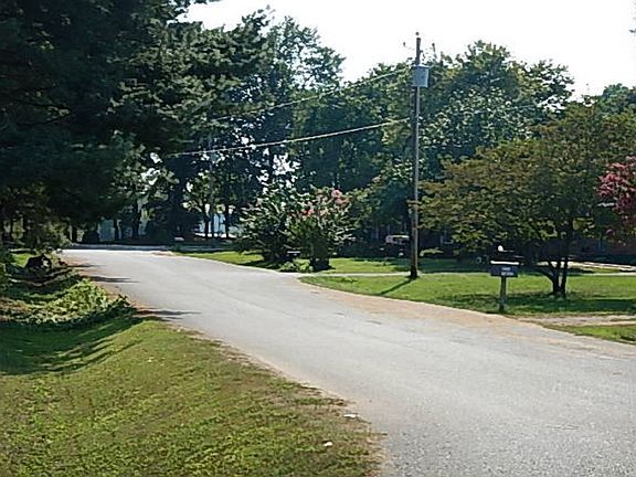4th image of 6337 Sunnyside Dr