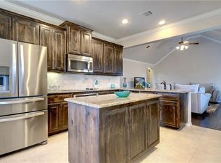 733 Seabourne Dr, Saginaw, TX 76179