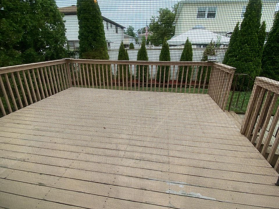 1st image of 26 Tudor St #1
