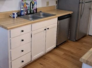 109 Peachtree Ct APT B, Kennedale, TX 76060