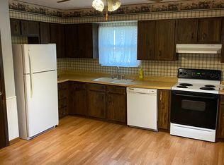 10 Holloway Dr #A, Collinsville, IL