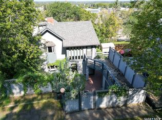 407 18th St W, Prince Albert, SK S6V4A4