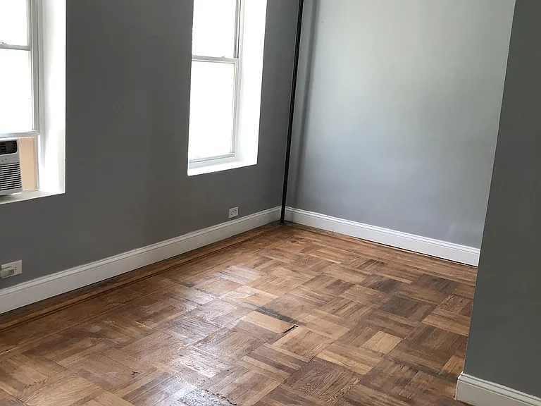 Large Bedroom, 2nd Floor