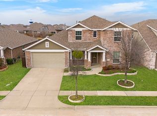 1721 Settlement Way, Aubrey, TX 76227